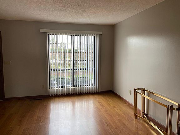 4th image of 2367 Brandy Oaks Ln #2367