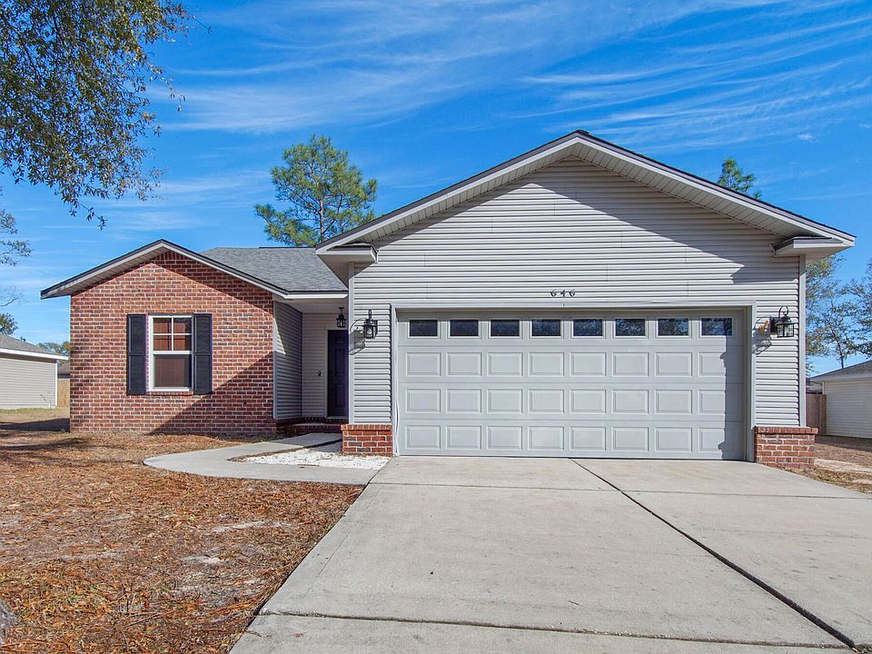 1st image of 646 Hunters Ridge Rd