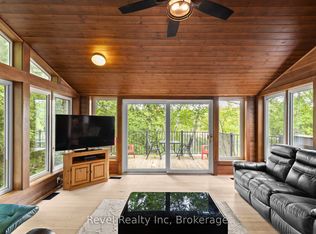 30 Sparrow Rd, Seguin, ON P0C1J0