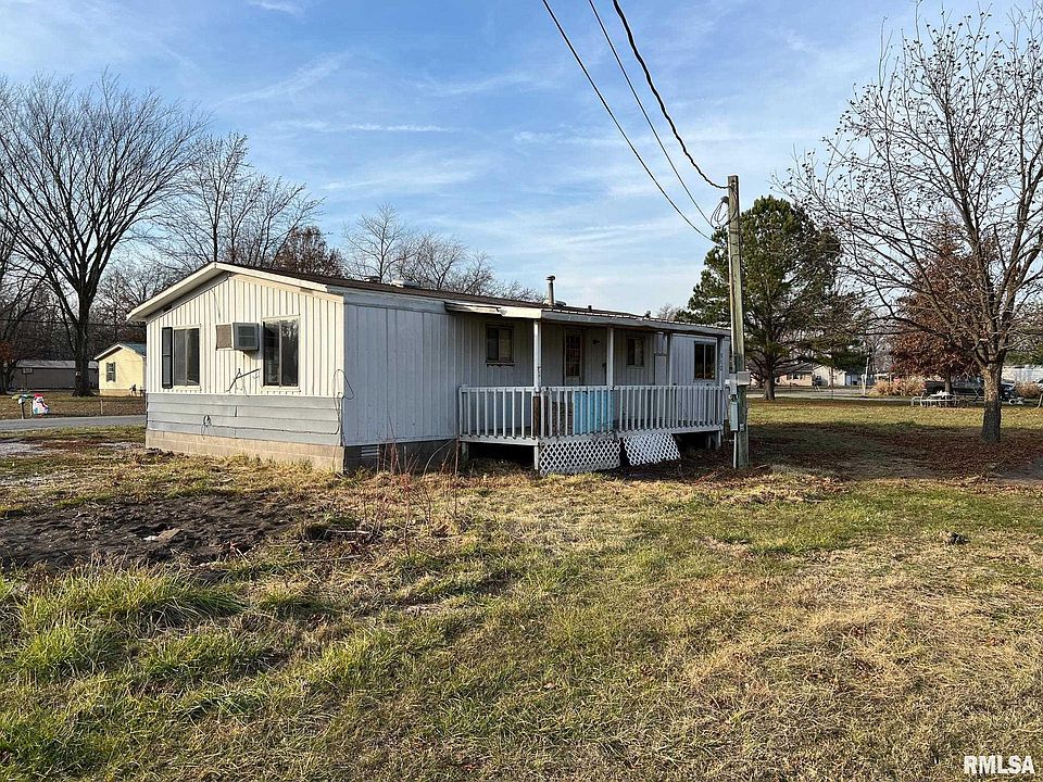 1104 Van Buren Ave, Sandoval, IL 62882 Zillow