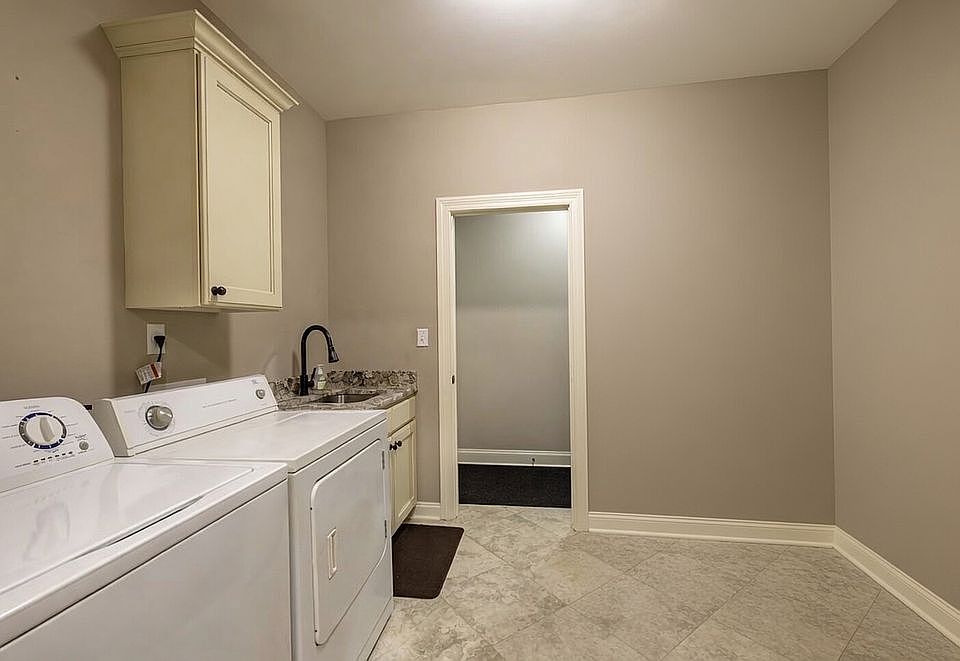 2nd image of 60 Pine Valley Dr