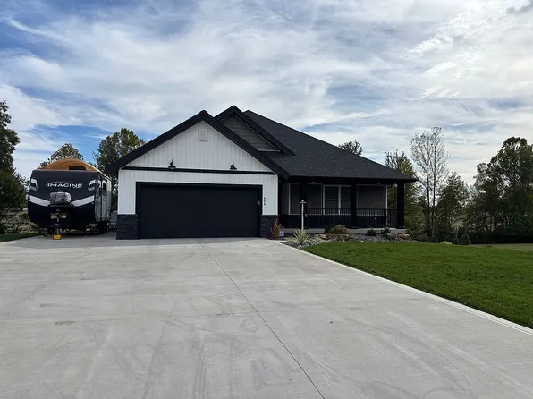 404 S Truman Rd, Jasper, IN 47546