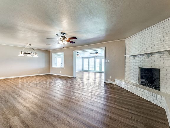 4th image of 107 Lakeside Ln