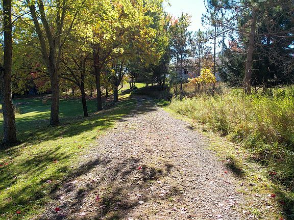 5th image of 1542 Campbell Rd