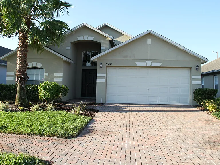 9902 Brodbeck Blvd — Photo 1