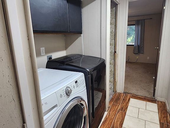 2nd image of 14823 43rd Pl NE