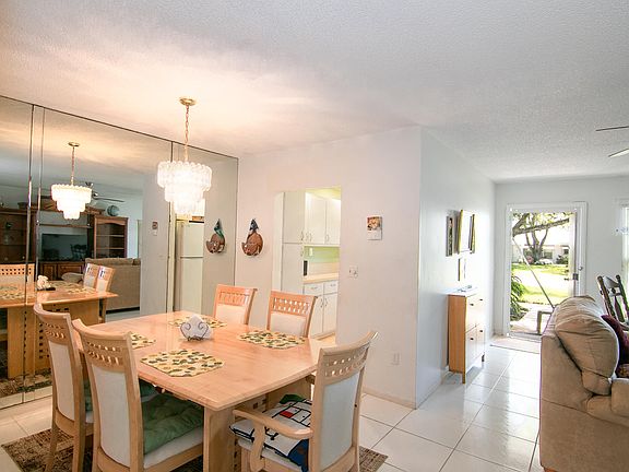 5th image of 7211 E Oakridge Circle #B