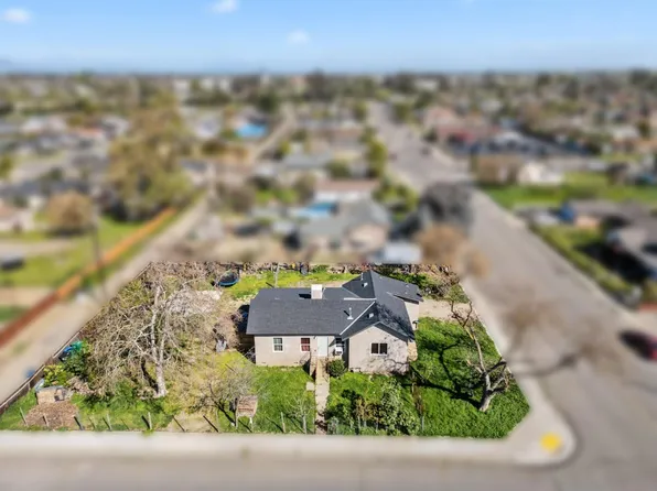 2234 Park St, Selma, CA 93662