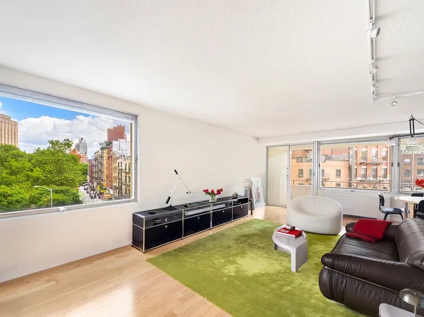 180 Park Row #4D, New York, NY 10007