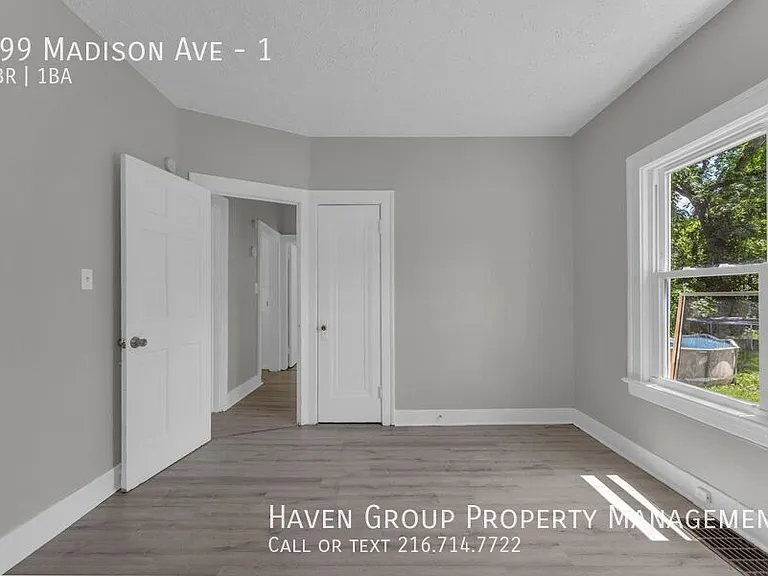 399 Madison Ave #1 — Photo 15