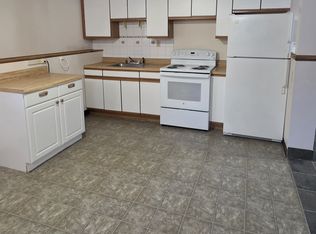 190 Copley Dr, Taunton, MA 02780