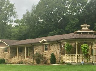 90 E Buffalo Rd, Pleasant Shade, TN 37145