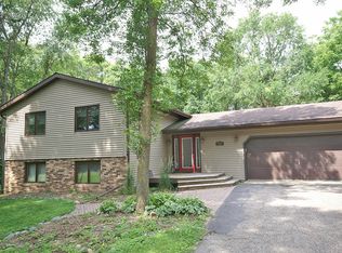 215 Pine Ridge Ct SW, Oronoco, MN 55960