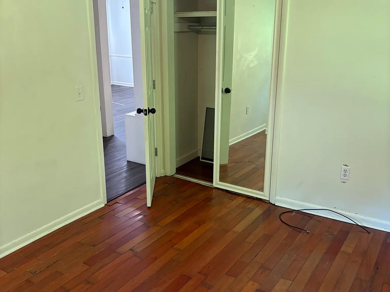2 bed, 850 sqft, $1,000 — Photo 1