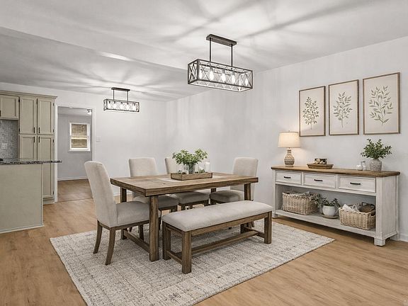 3rd image of 22 Lamont Dr