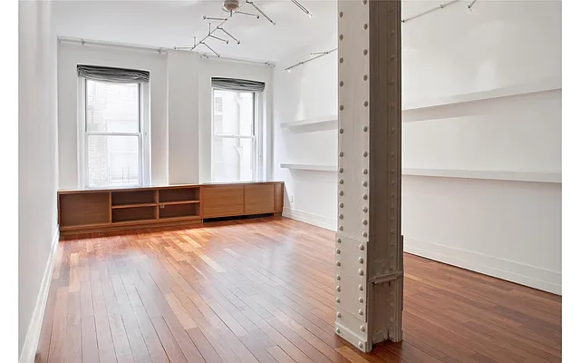 Rented by Douglas Elliman | media 33