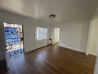 621 W. Gage Ave. - 623 — Photo 2