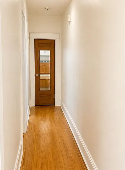 921 Park Ave #6 — Photo 8