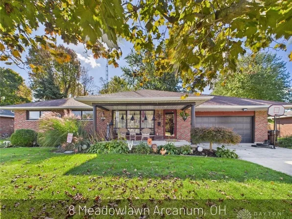 8 Meadowlawn Dr, Arcanum, OH 45304