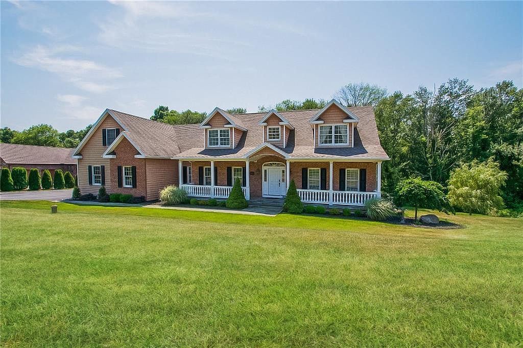 443 Concord Dr, Watertown, CT 06795 Zillow