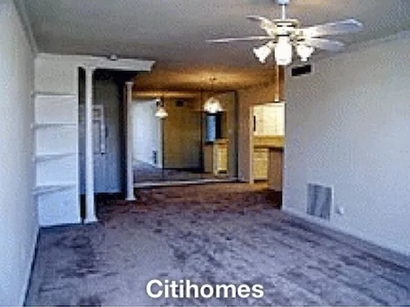 2666 Marilee Ln #122, Houston, TX 77057