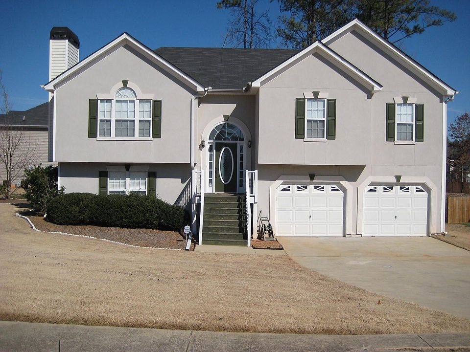 Beautiful home on large corner lot