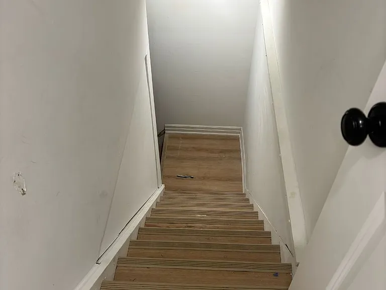 110 Woodpark Pl #BASEMENT — Photo 3