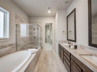 266 E 28th St, Houston, TX 77008