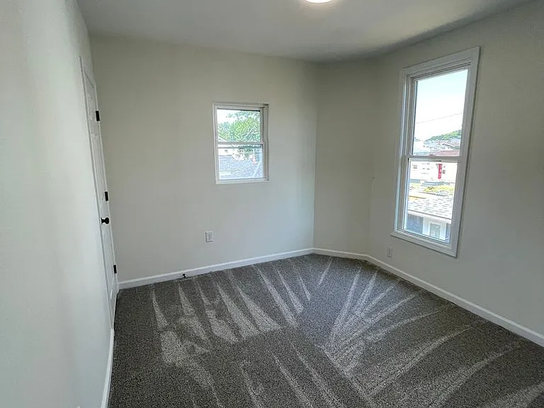 180 E Morrill Ave — Photo 14