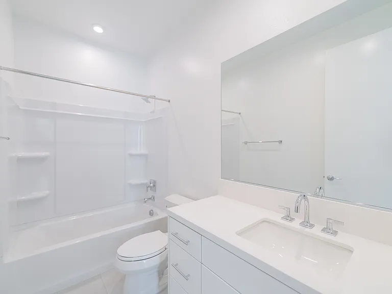 589 S Lyon St — Photo 19