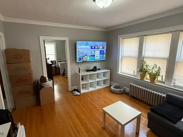 1645 Gunderson Ave, Berwyn! — Photo 8