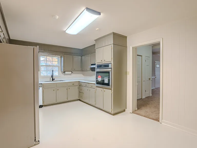 825 Cumberland St — Photo 16