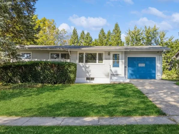 1612 Crosby Ln, Iowa City, IA 52240
