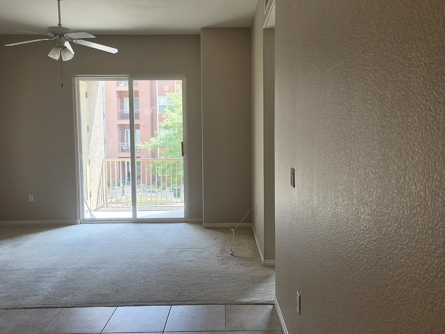 2 bed, 1086 sqft, $1,650 — Photo 3