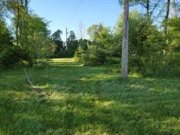 6473 Lett Rd, Sodus, MI 49126