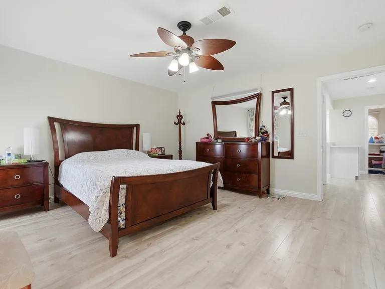 1301 Mount Hamilton Ct — Photo 10