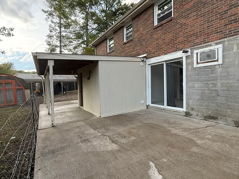 214 Rosehill Dr #B — Photo 26