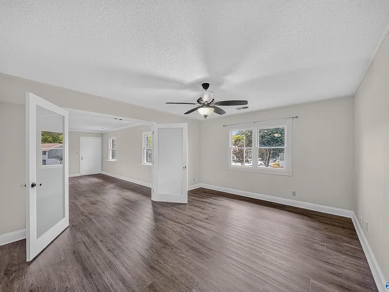 1208 Willowbrook Dr SE #C — Photo 21