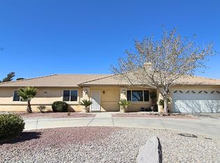 17038 Cholla Ave, Hesperia, CA 92345