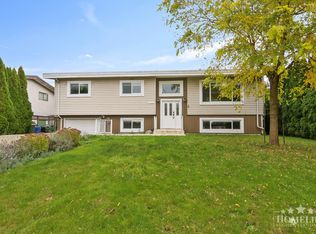 6532 Dayton Dr, Chilliwack, BC V2R 1V2