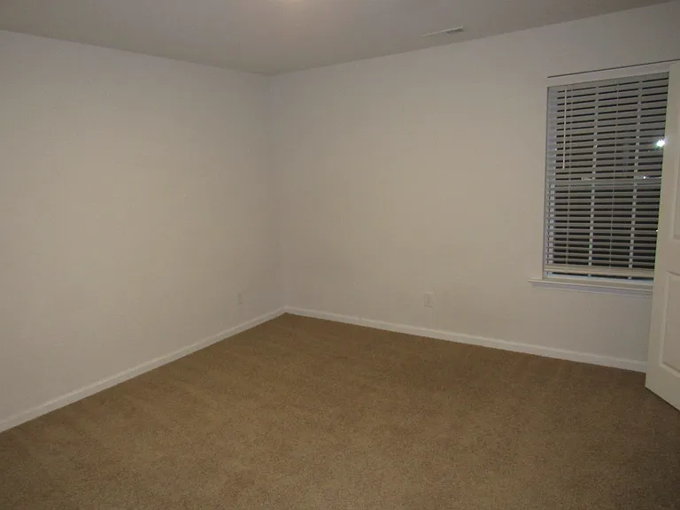 114 Sequoia Forest Dr — Photo 9