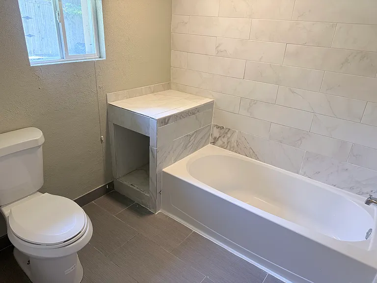 2104 Sunrise Trl — Photo 24