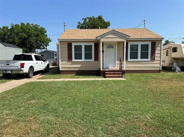 925 E Katy Dr, Altus, OK 73521