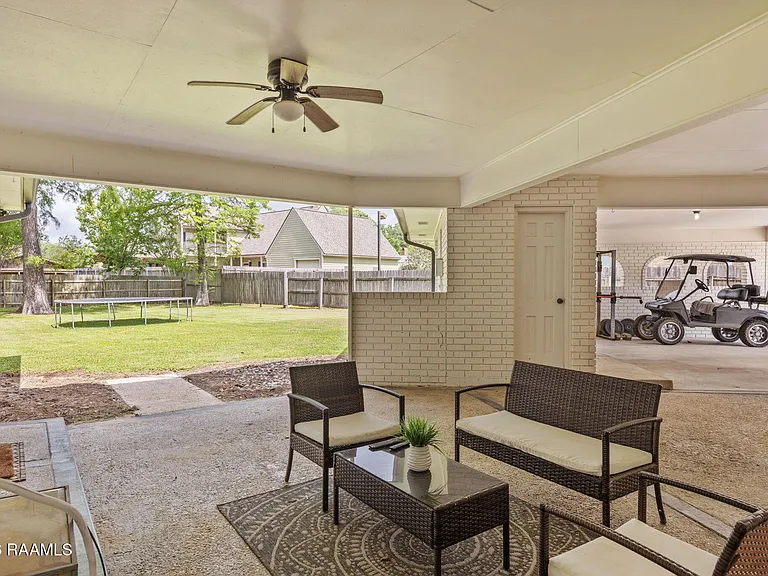610 E Demanade Dr — Photo 27