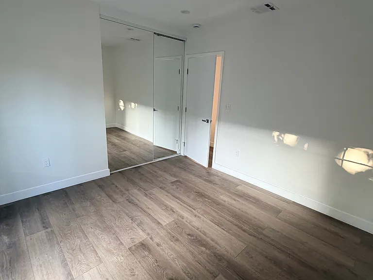 725 W California Ave #725 — Photo 10