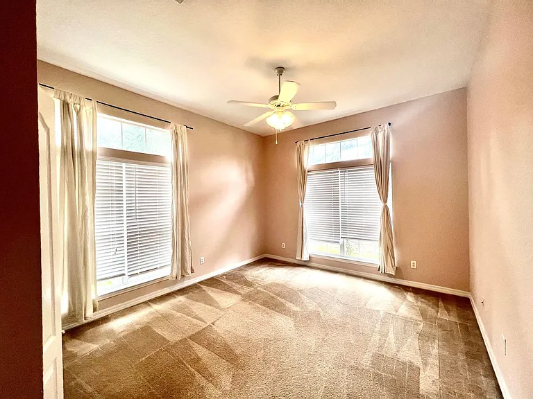 5884 Grotto Ave — Photo 19