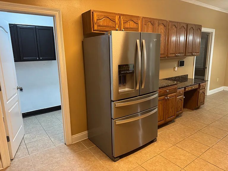 1050 Gage Dr — Photo 13