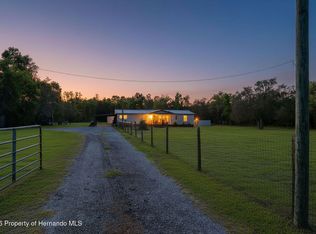 16040 Platinum Dr, Spring Hill, FL 34610