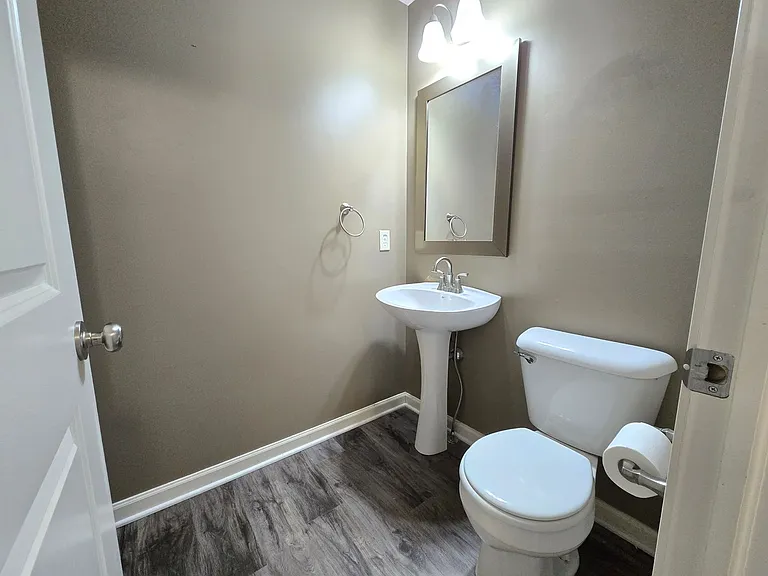 3524 Shepard Rd — Photo 8