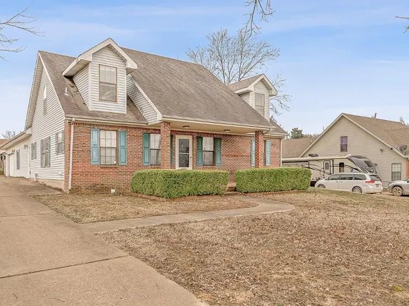 1103 E Craighead Forest Rd, Jonesboro, AR 72404